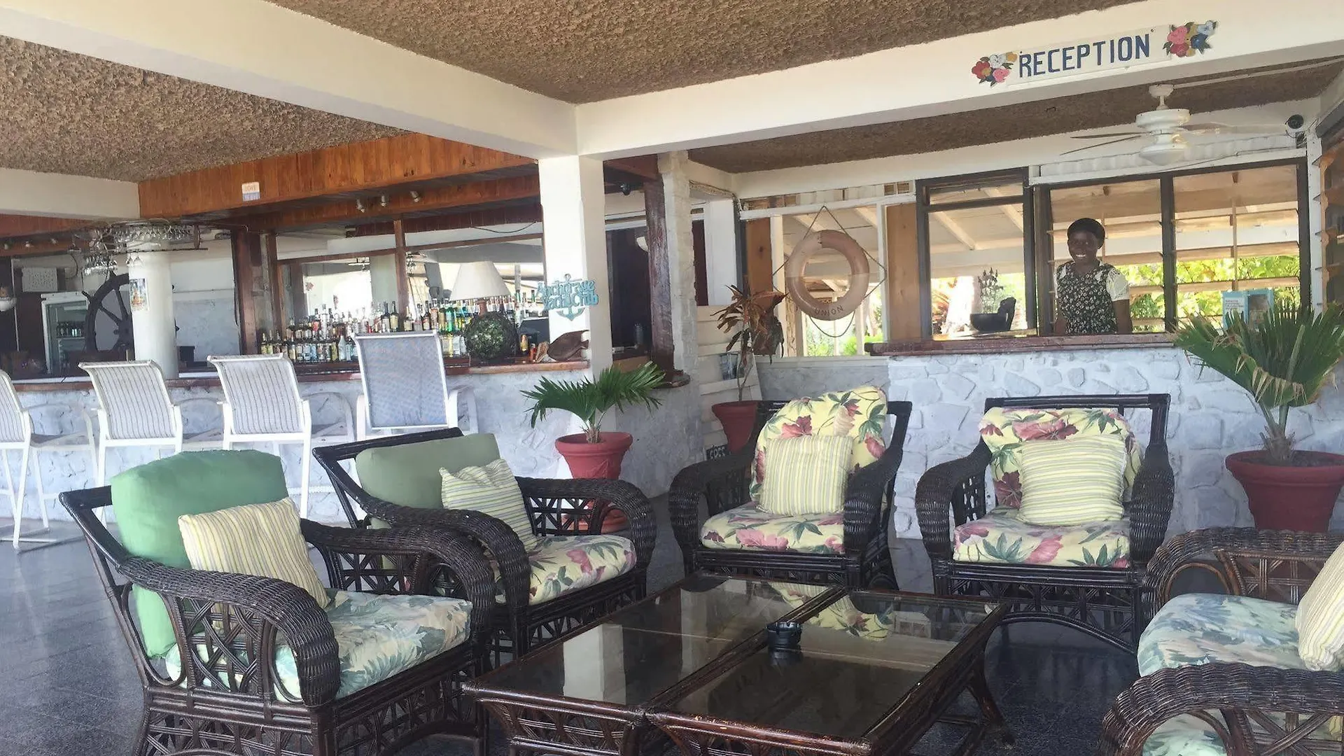 Anchorage Yacht Club Hotel Clifton