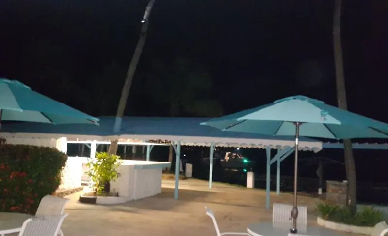 Anchorage Yacht Club Hotel Clifton